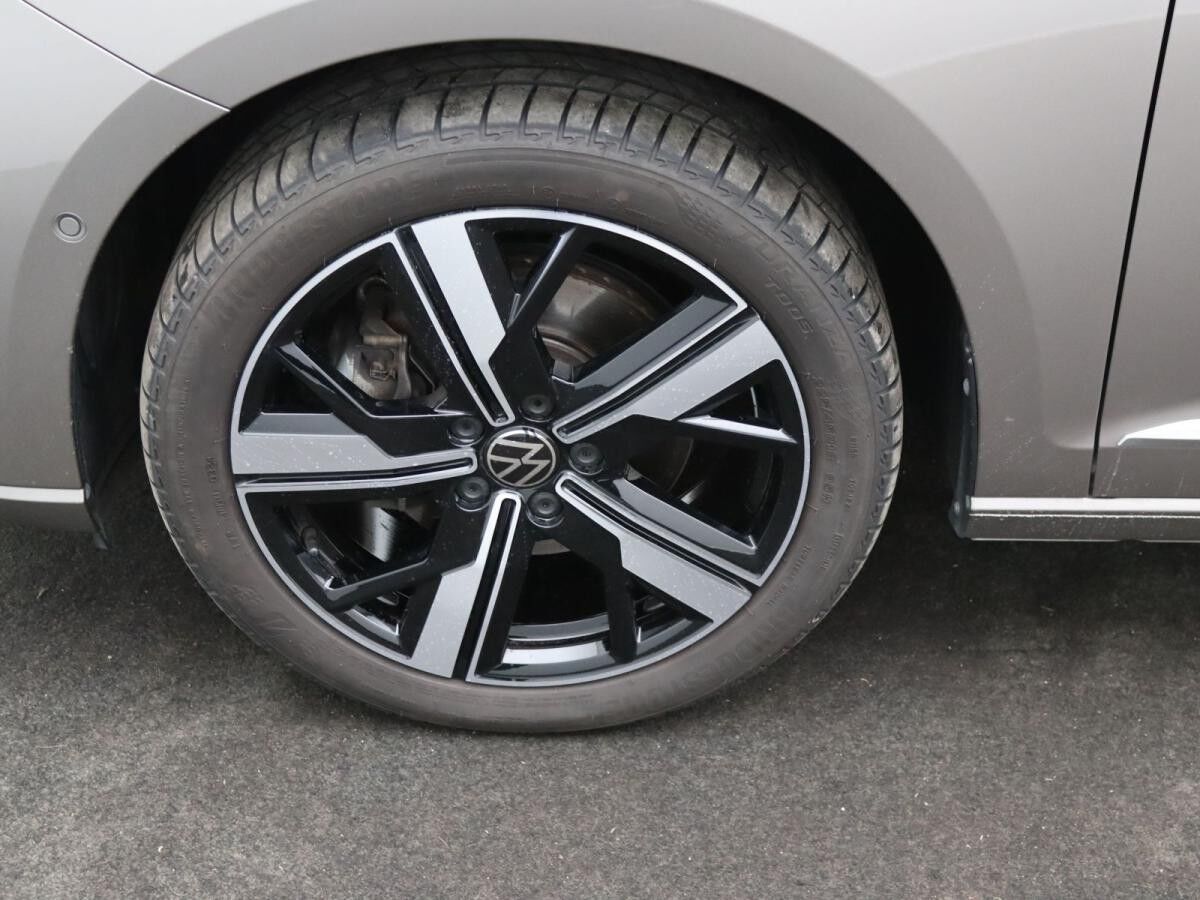 Volkswagen Caddy Maxi Style DSG / Navi, 7-Sitzer, RFK, LED