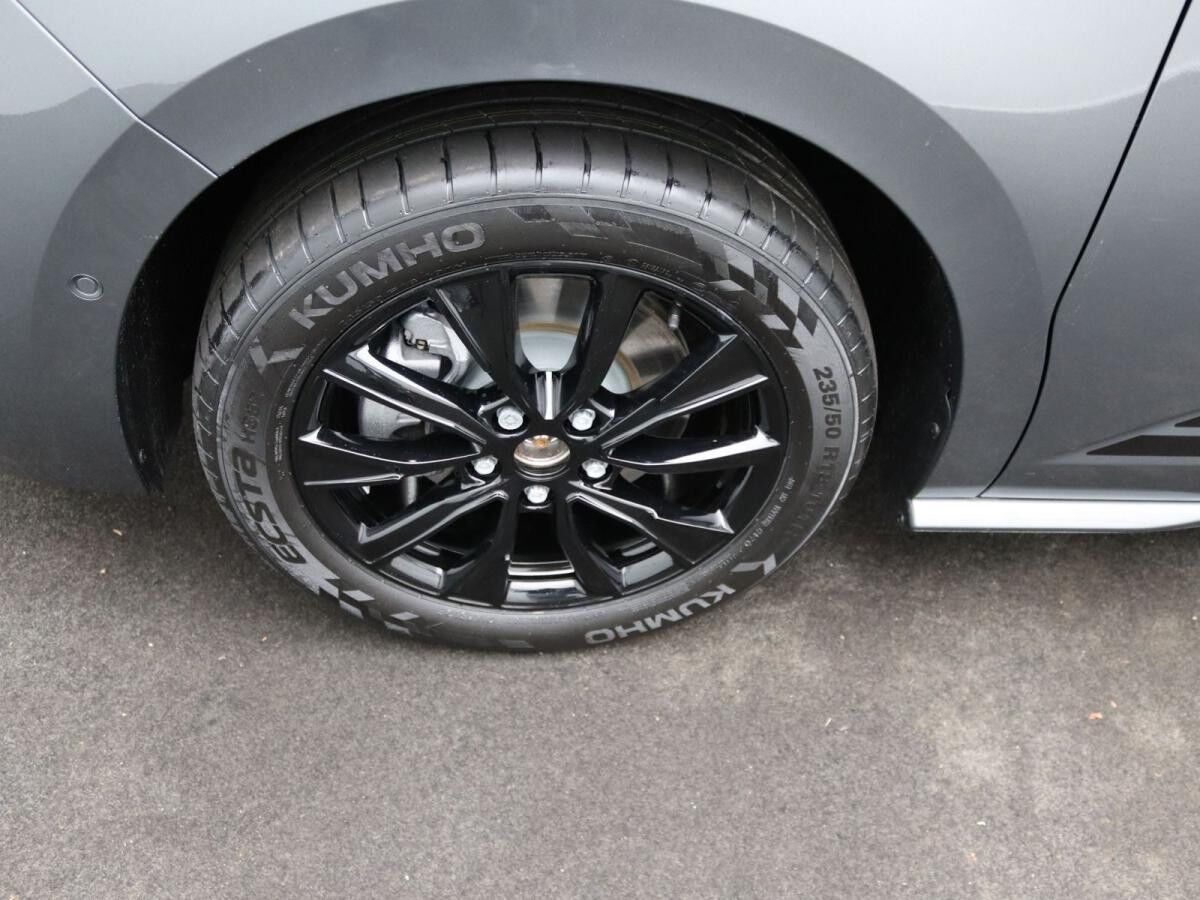 Volkswagen Multivan Langversion Life 2.0 TSI DSG / 7-Sitzer