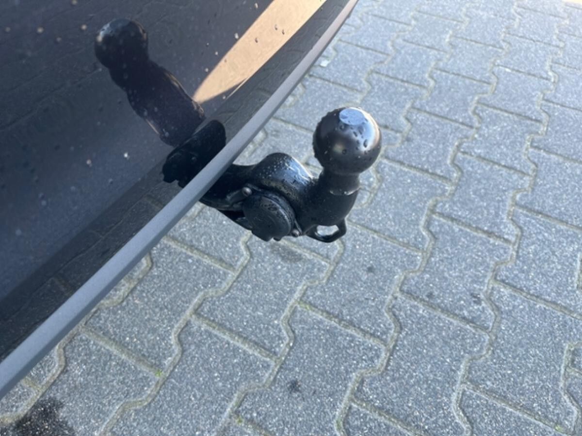 Skoda Scala TOUR 1.0 TSI DSG*ACC*PDC*SHZ*TEMPO*AHK*NAVI*