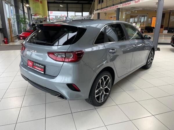 Kia Ceed 1.5T 48V DCT 140PS ULTIMATE Edition + Style Paket | SOFORT VERFÜGBAR