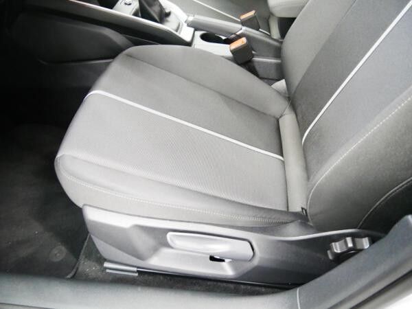 Audi A1 Sportback 25 TFSI advanced DAB PDC GRA SHZ