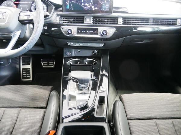 Audi A5 Coupe 40 TFSI qu. S line UPE79t MATRIX AHK PANO