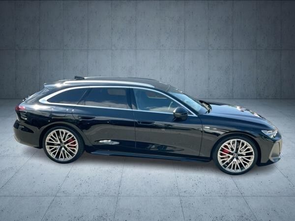 Audi A6 Avant TFSI qu. S tr. Luft PANO HUD Matrix 21