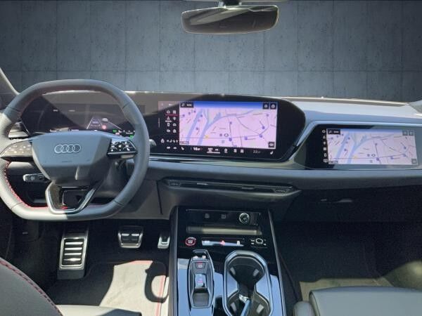 Audi A6 Avant TFSI qu. S tr. Luft PANO HUD Matrix 21