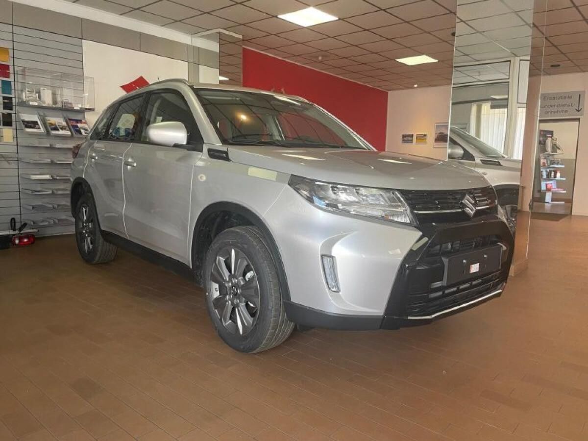 Suzuki Vitara Club Model 2025 SUV 129PS ❤️ HYBRID ⏱ Keyless, Tempomat, Navi, R-Cam, App Link kabellos❗❗❗❗