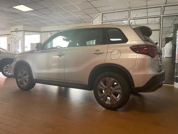Suzuki Vitara Club Model 2025 SUV 129PS ❤️ HYBRID ⏱ Keyless, Tempomat, Navi, R-Cam, App Link kabellos❗❗❗❗
