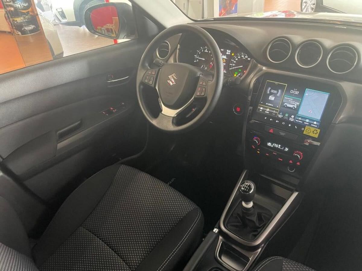 Suzuki Vitara Club Model 2025 SUV 129PS ❤️ HYBRID ⏱ Keyless, Tempomat, Navi, R-Cam, App Link kabellos❗❗❗❗