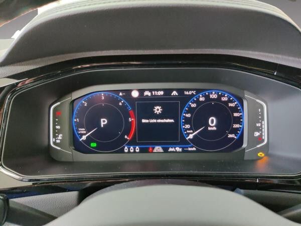 Volkswagen T-Roc Style 2.0 TDI 4MO AHK/Matrix/Nav/RFK/4J.Garantie