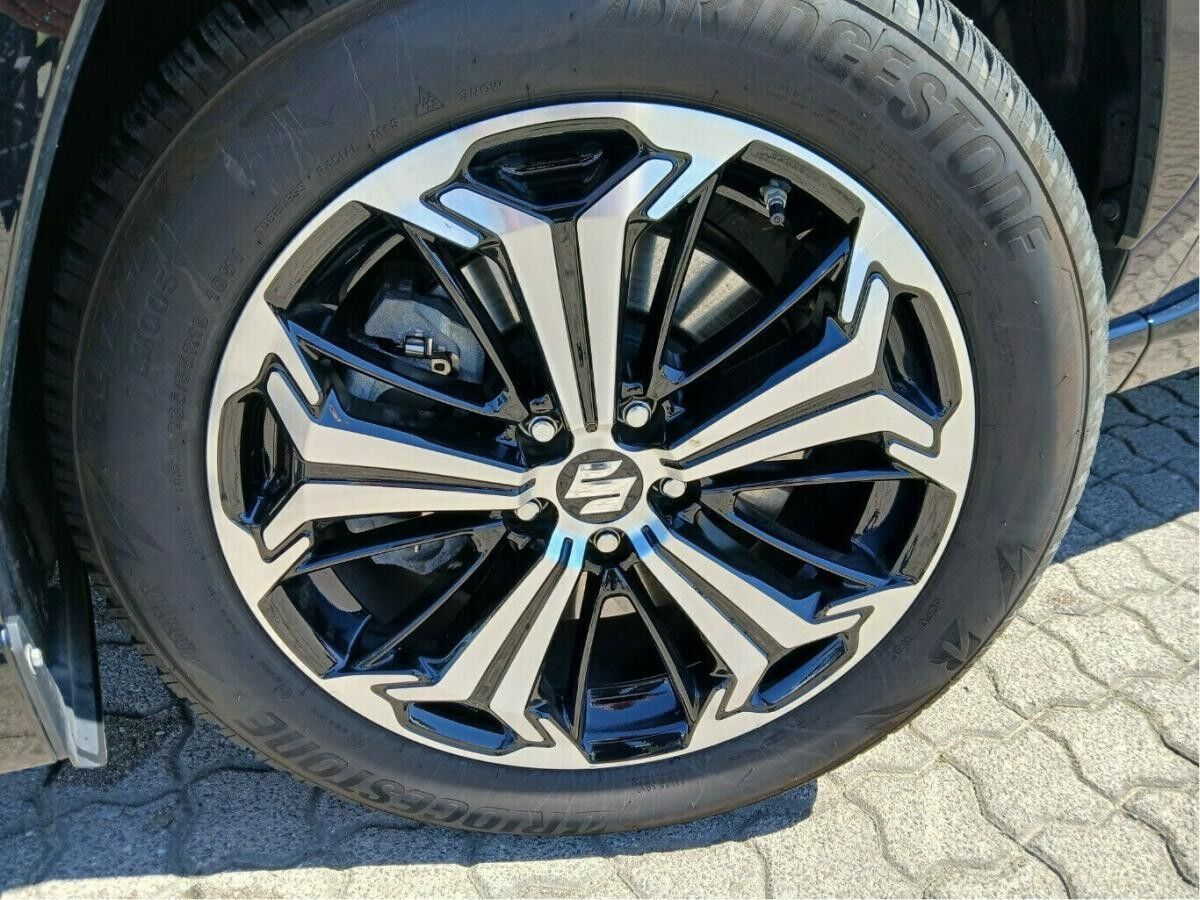 Suzuki Across 2.5 Plug-In Hybrid Comfort+ E-Four