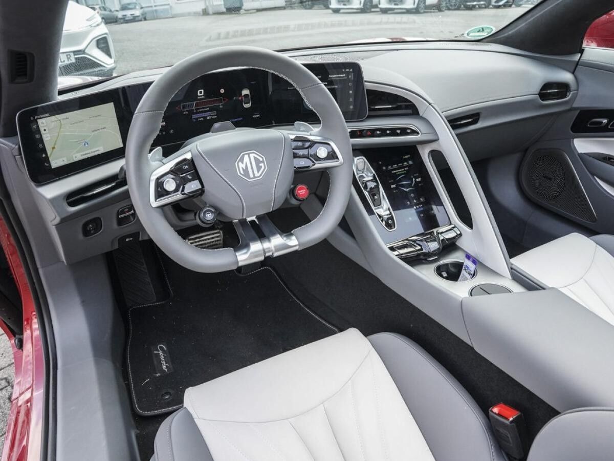 MG Cyberster ⚡ Der vollelektrische Roadster der Zukunft!⚡