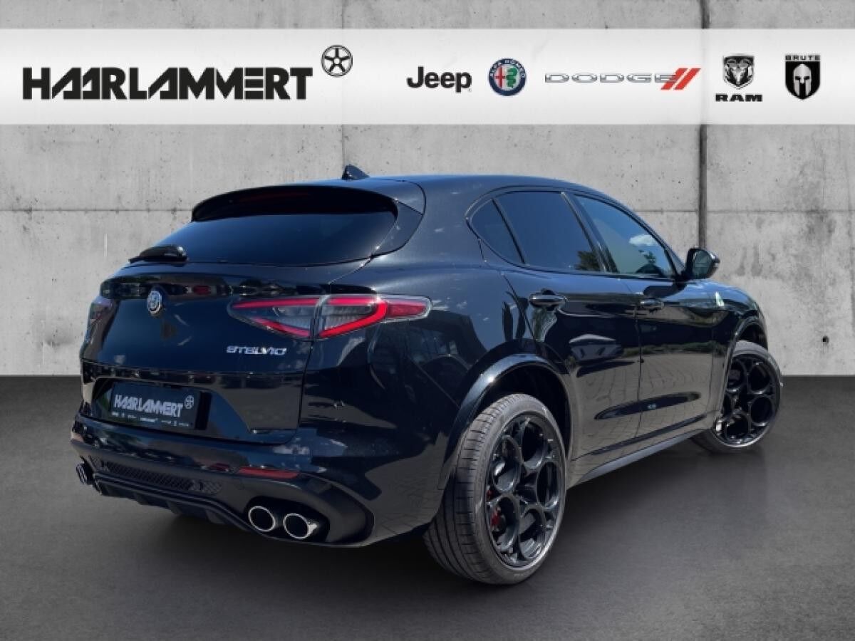 Alfa Romeo Stelvio Quadrifoglio Q4 2.9 PDC+KAMERA+LEDER+SHZ+CARPLAY