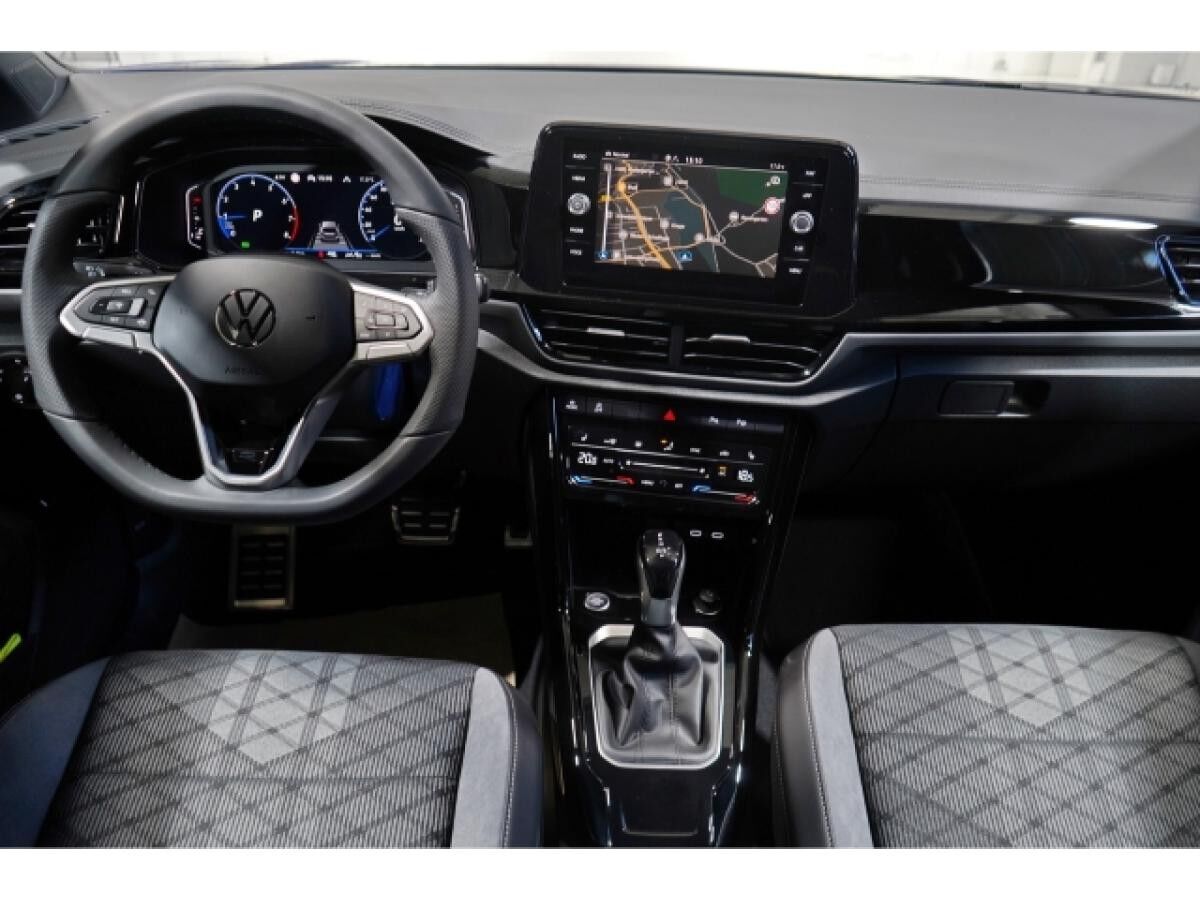Volkswagen T-Roc R-Line 1.5 TSI OPF DSG Black Style IQ.LIGHT