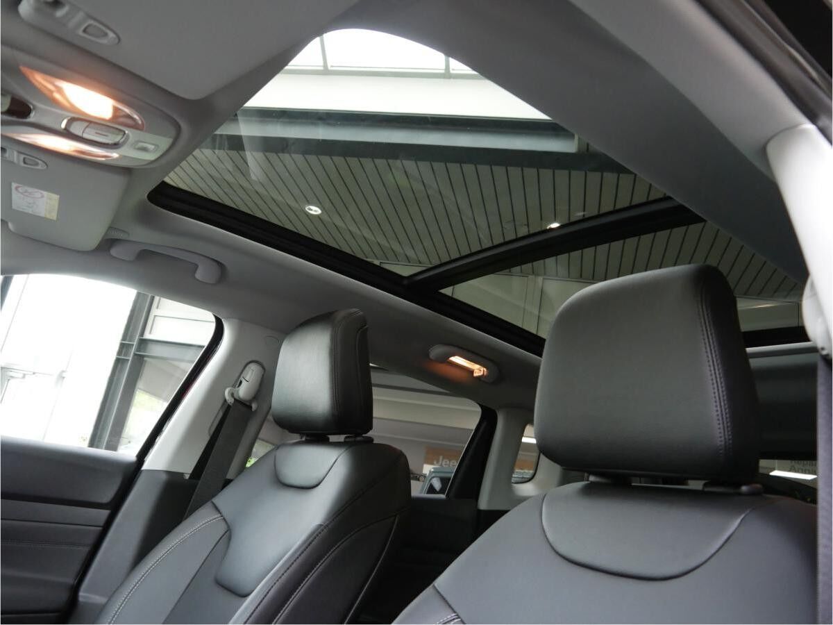 Jeep Compass Summit e-Hybrid "Voll"