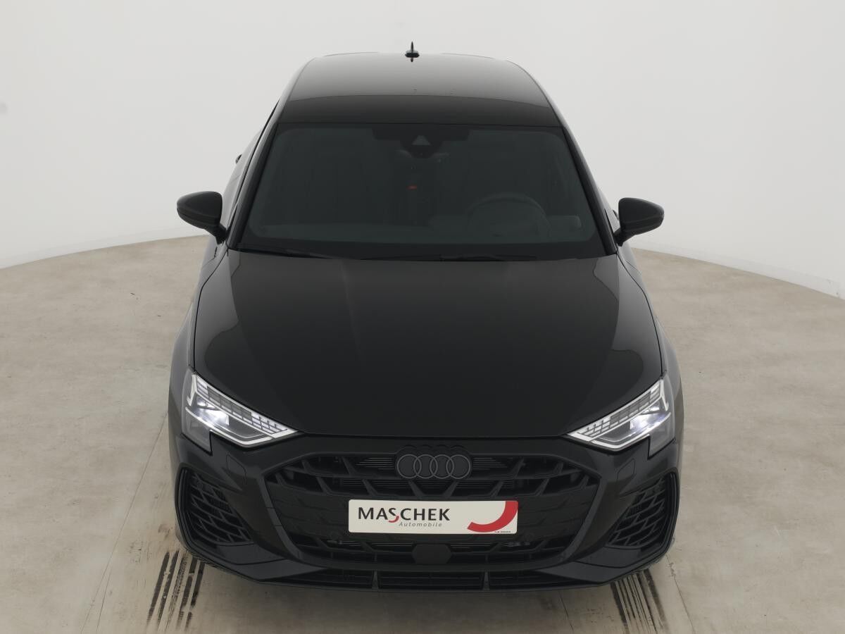 Audi S3 Sportback 5JGar SONOS HuD 19 Matrix