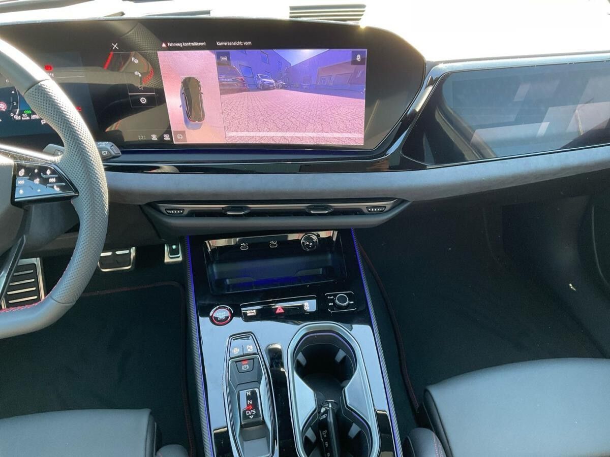 Audi A6 Avant TFSI quattro S-line Tech Pro B&O Pano HUD Audi A6 Avant TFSI quattro S-line Tech Pro B&O Pano HUD