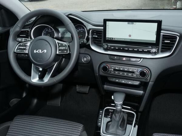 Kia Ceed 1.5T 48V DCT 140 ULTIMATE STYLE JBL