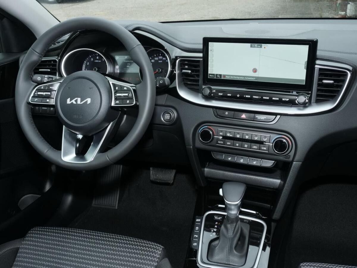 Kia Ceed 1.5T 48V DCT 140 ULTIMATE STYLE JBL UVM.