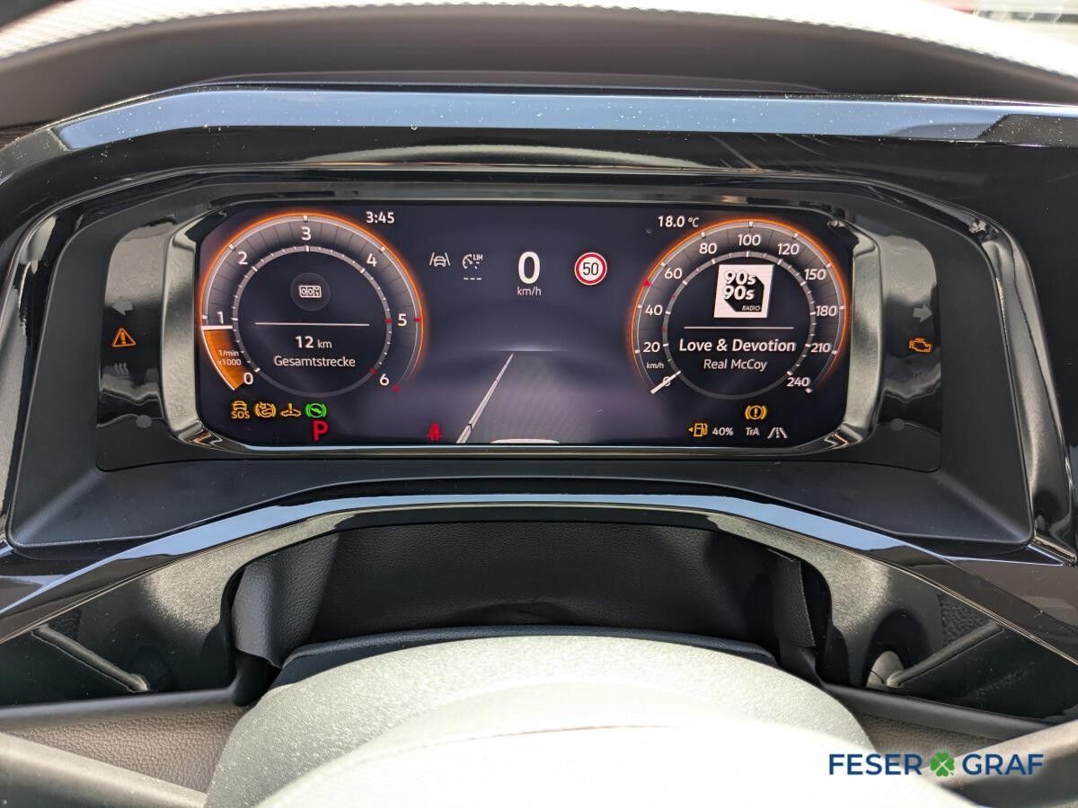 Volkswagen T7 Multivan 2,0 l TDI Style KR AHK elektr. Türen