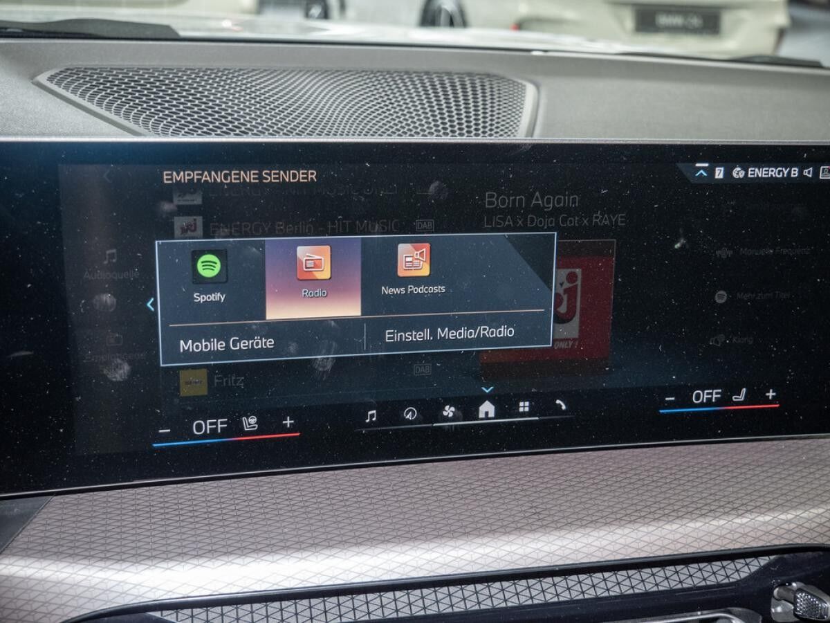 BMW 330 i xDrive Touring LAGERWAGENAKTION BMW 330 i xDrive Touring LAGERWAGENAKTION