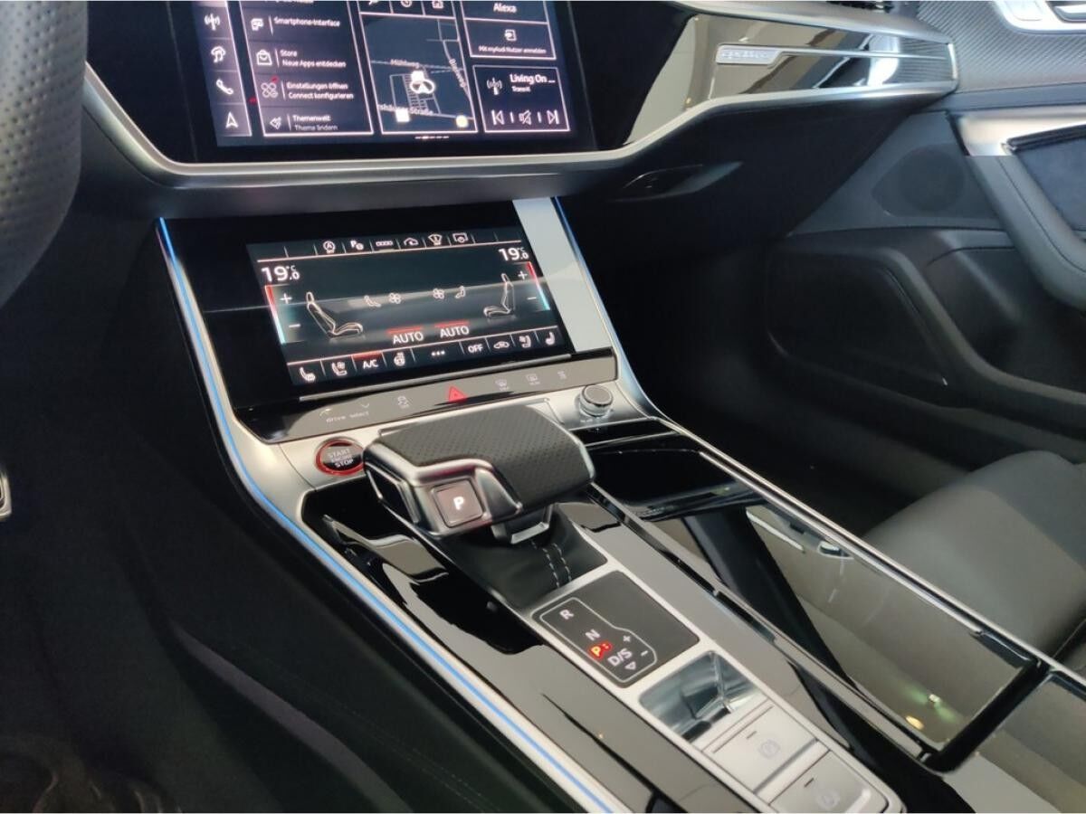 Audi RS6 Avant performance tiptronic STHZG*PANO*HUD*MATRIX*NAV*SHZ*ACC*PARKLENK*360°*B&O*EL.SITZE+HECKKL*VMAX