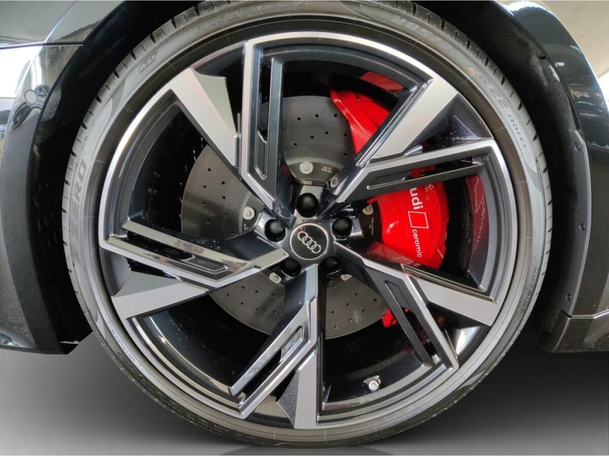 Audi RS6 Avant performance tiptronic STHZG*PANO*HUD*MATRIX*NAV*SHZ*ACC*PARKLENK*360°*B&O*EL.SITZE+HECKKL*VMAX