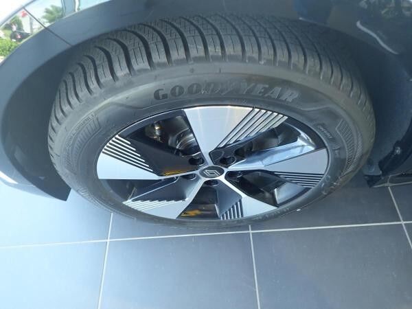 Renault Megane E-Tech Techno 220 Comfort Range