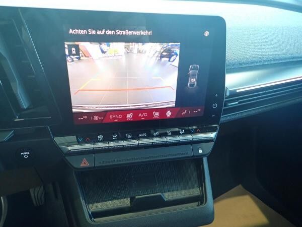 Renault Megane E-Tech Techno 220 Comfort Range