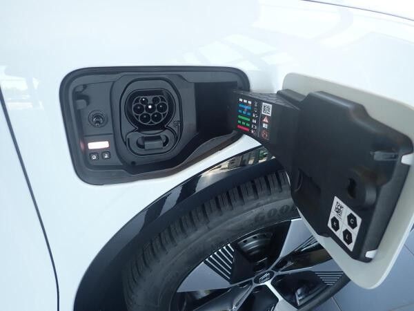 Renault Megane E-Tech Techno 220 Comfort Range