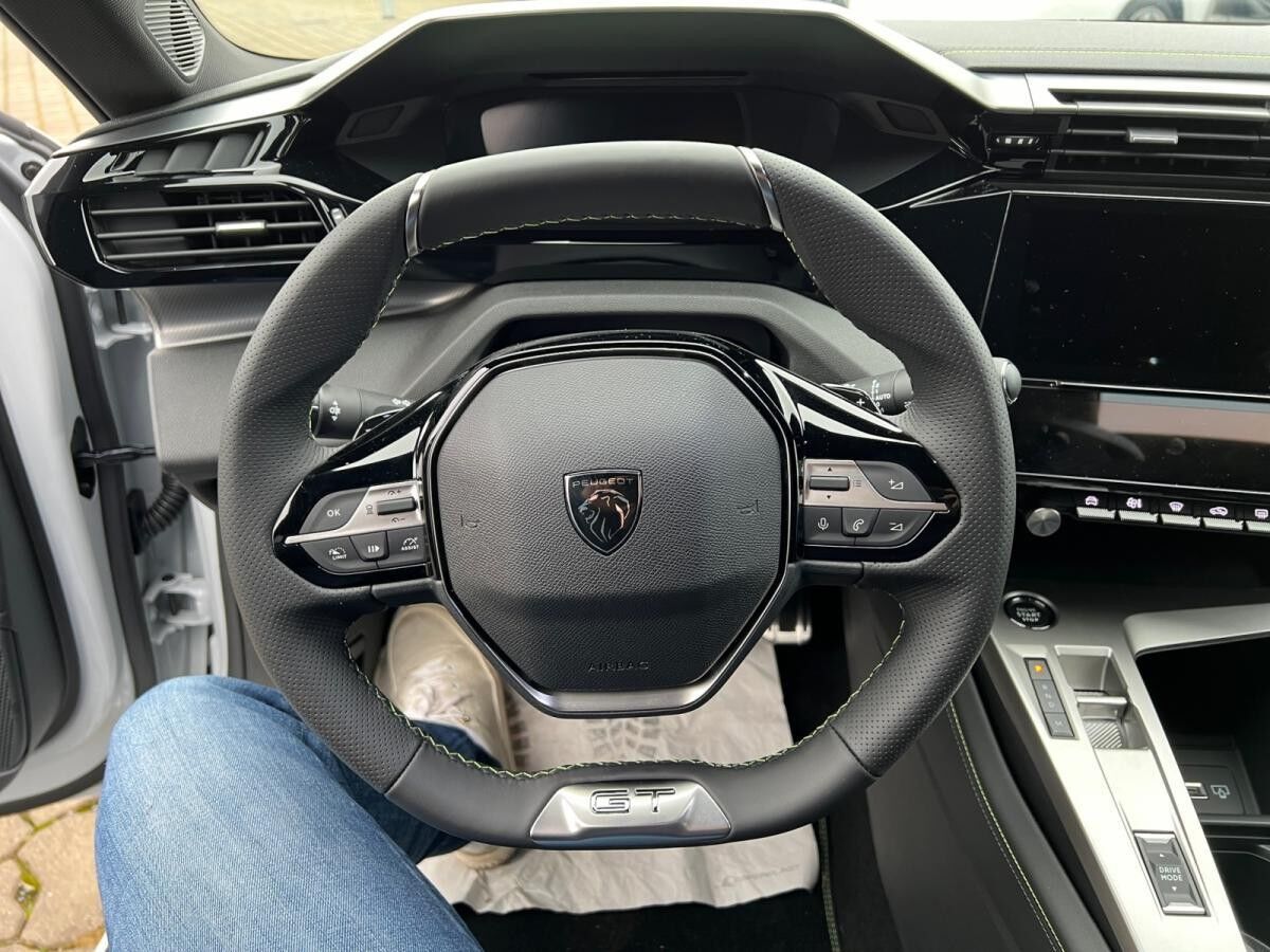 Peugeot 308 SW GT BHDi 130 EAT8