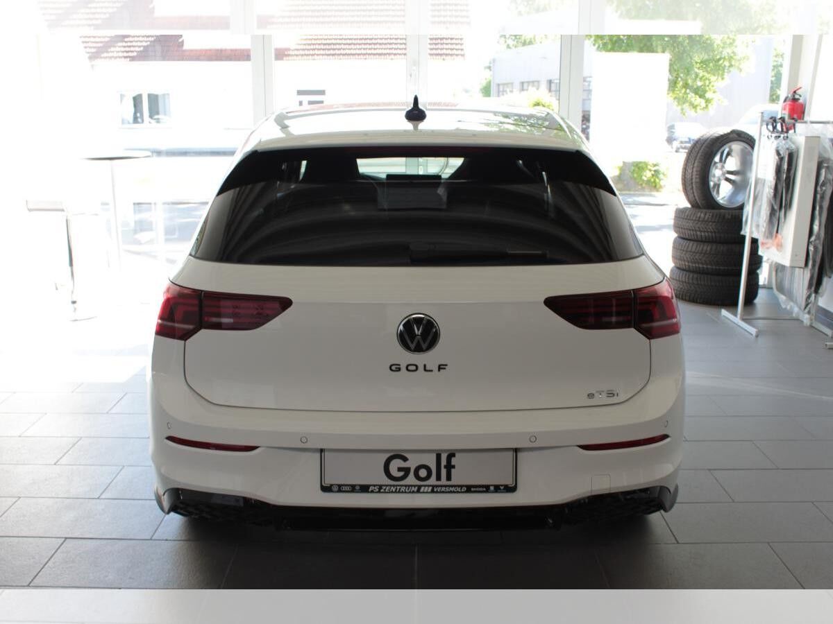 Volkswagen Golf R-Line 1.5 eTSI Side Assist LED Plus Scheinwerfer