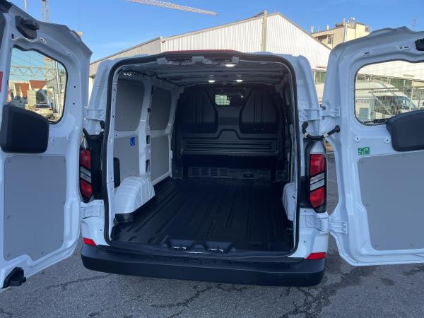 Ford Transit Custom Trend 280 L1 110 PS Schalter * Sofort Verfügbar*