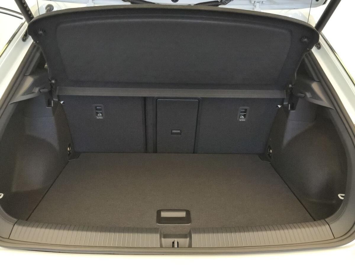 Volkswagen T-Roc R 2.0 l TSI 4MOTION DSG Volkswagen T-Roc R 2.0 l TSI 4MOTION DSG