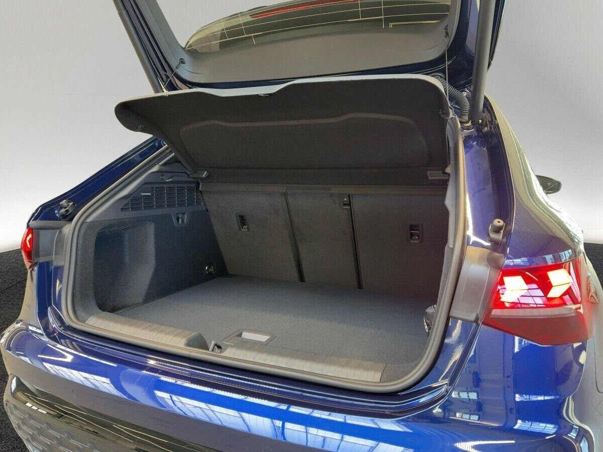 Audi A3 Sportback 35 TDI S line Kamera AHK LED ACC Teilleder