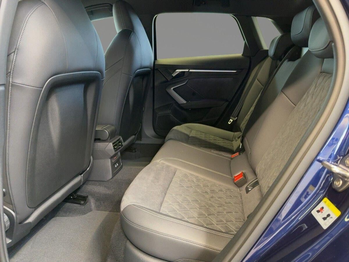 Audi A3 Sportback 35 TDI S line Kamera AHK LED ACC Teilleder