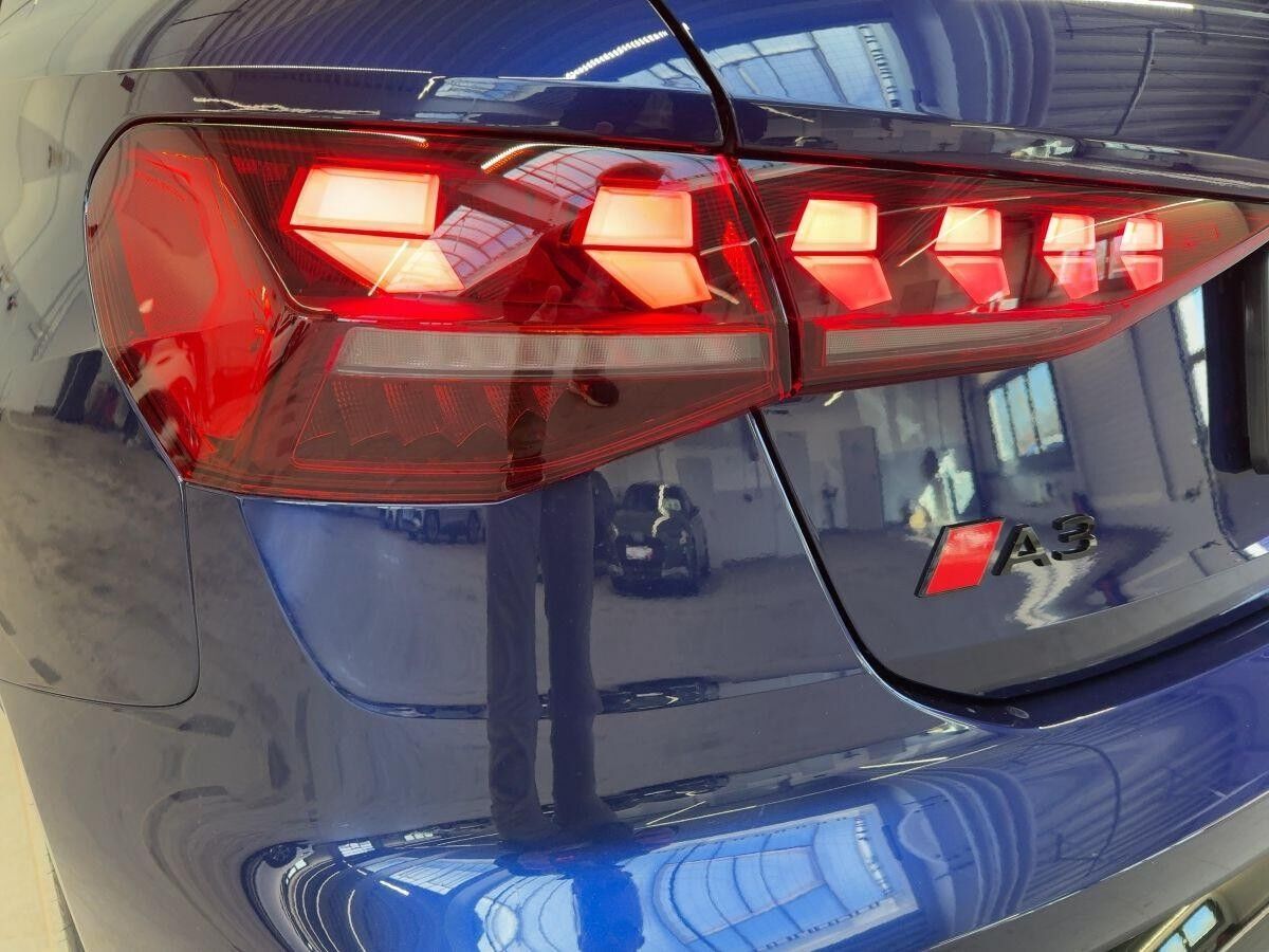 Audi A3 Sportback 35 TDI S line Kamera AHK LED ACC Teilleder