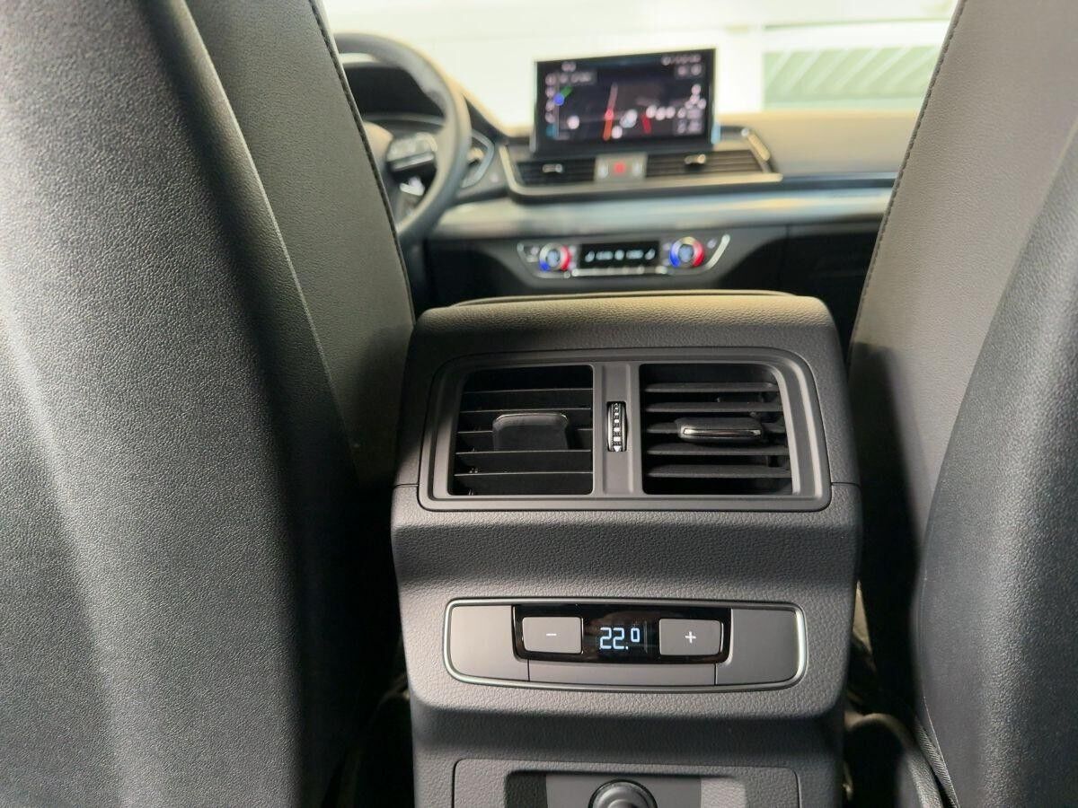 Audi Q5 50 TFSI e S line quattro Kamera ACC Memory Teilleder