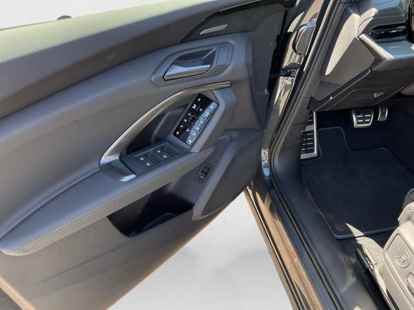 Audi Q5 Sportback TDI quattro S line 360° HuD Luftfed Audi Q5 Sportback TDI quattro S line 360° HuD Luftfed