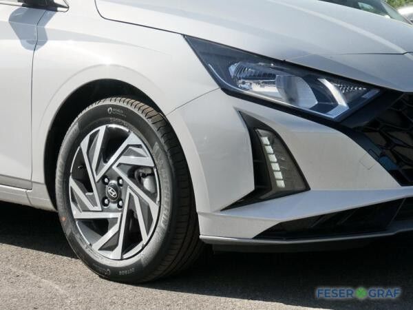 Hyundai i20 TREND & KOMFORT DCT NAVI CAM SHZ LHZ CARPLAY