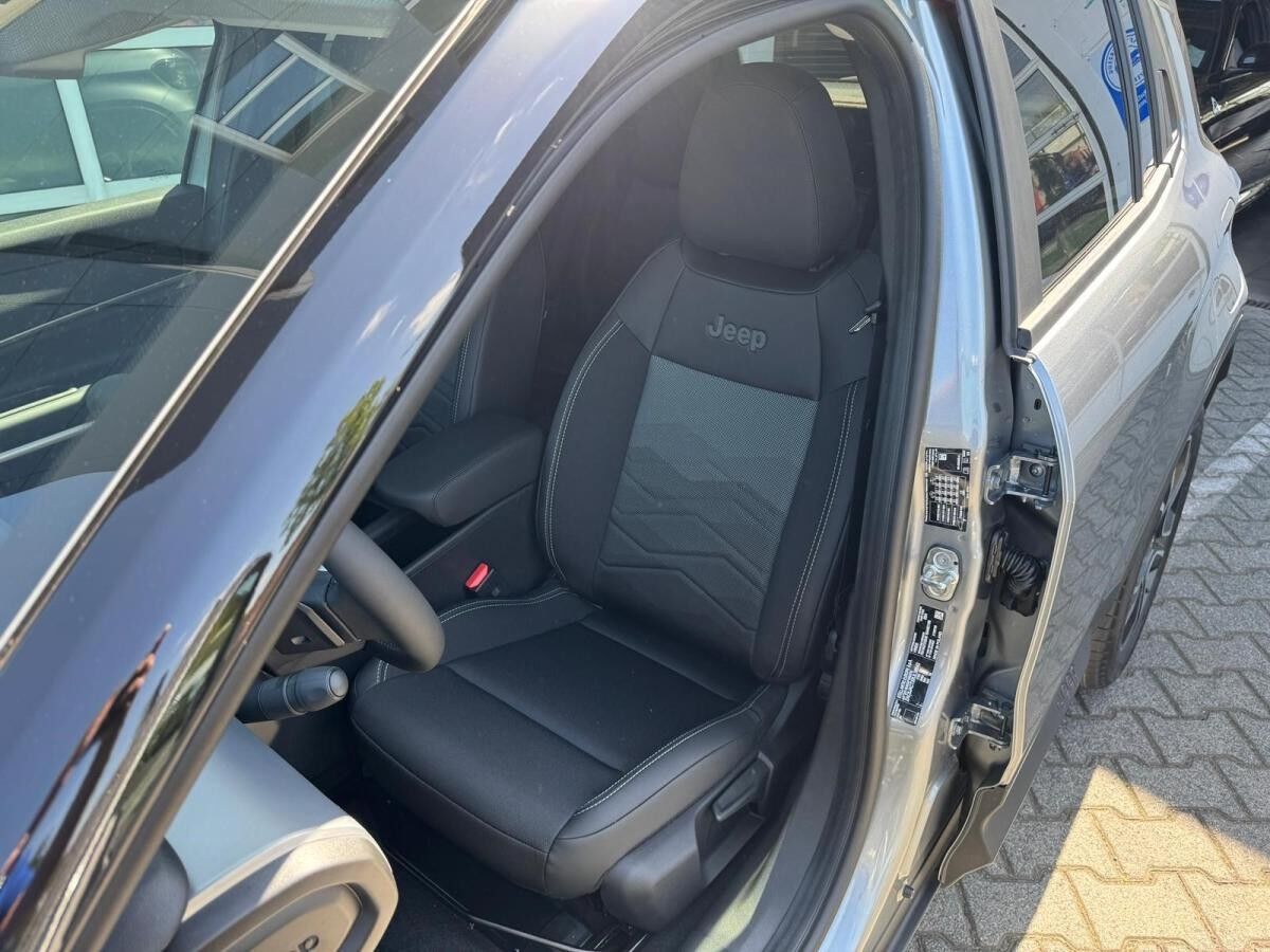 Jeep Avenger Summit 1.2 DCT e-Hybrid in 4 Farben Verfügbar Abholung Mannheim❗️