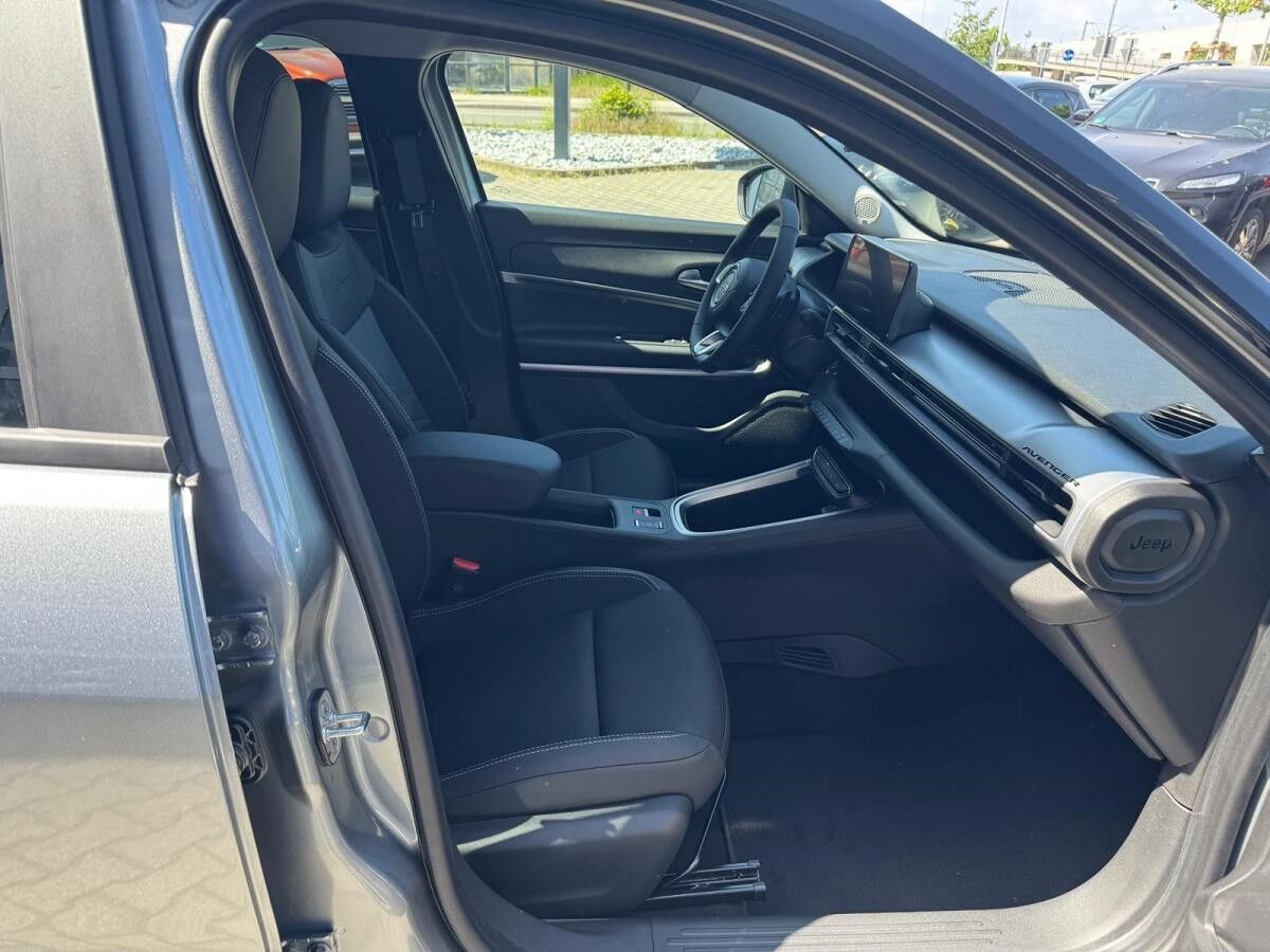 Jeep Avenger Summit 1.2 DCT e-Hybrid in 4 Farben Verfügbar Abholung Mannheim❗️