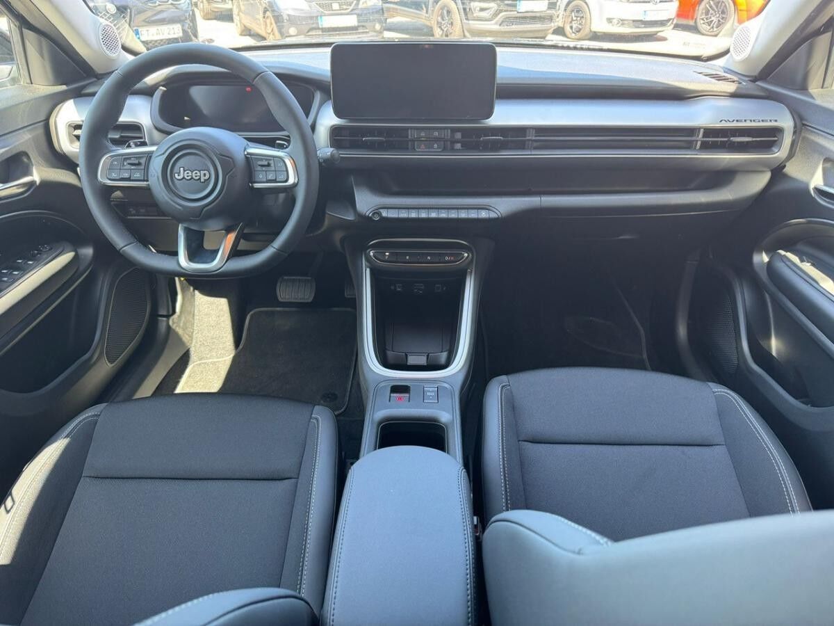 Jeep Avenger Altitude mit Allwetterreifen 1.2 DCT e-Hybrid in 4 Farben Verfügbar Abholung Mannheim❗️