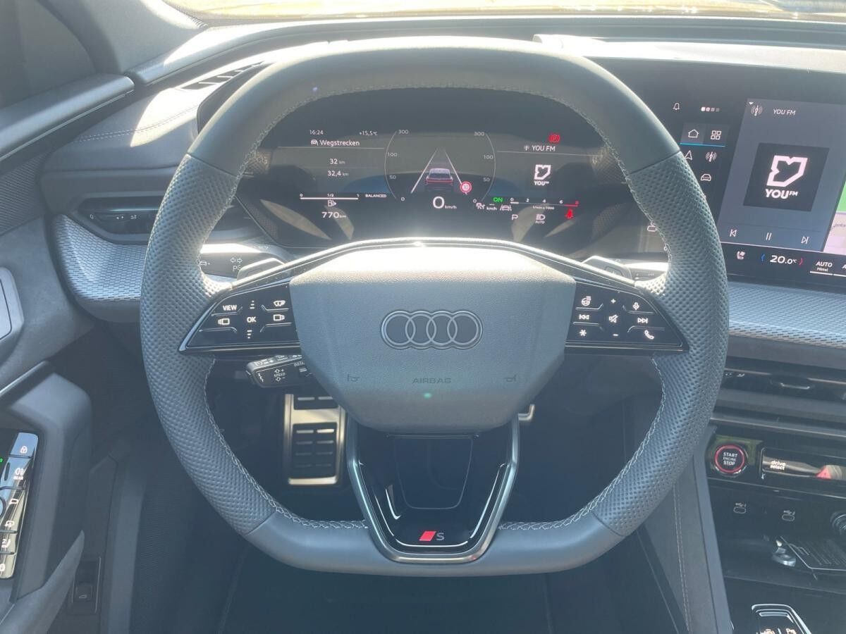 Audi SQ5 Sportback TFSI S tronic quattro Tech Pro Pano Interieur S mit Sportsitzen