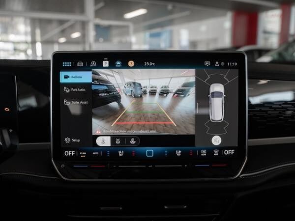 Volkswagen Passat Variant 2,0 TDI DSG Business ACC Navi AHK R-Kamera