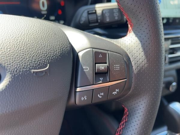 Ford Focus TURNIER Mild-Hybrid ST-Line X