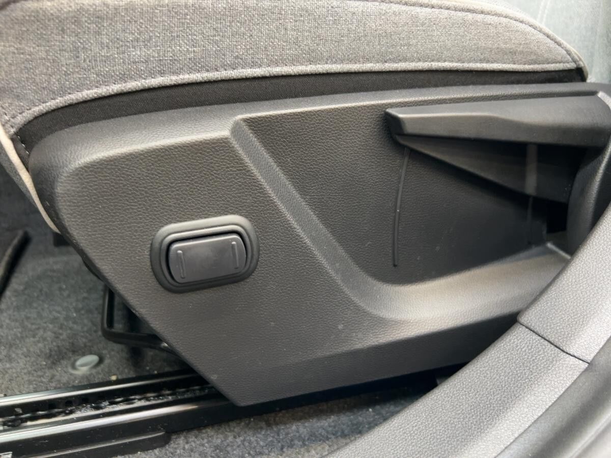 Renault Megane EV40 EQUILIBRE UPE:42.600,-