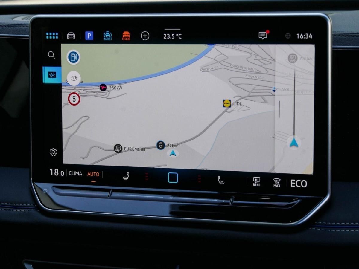 Volkswagen Tiguan R-Line 1,5 l eHybrid DSG Pano,AHK,IQ Lagerwagen !