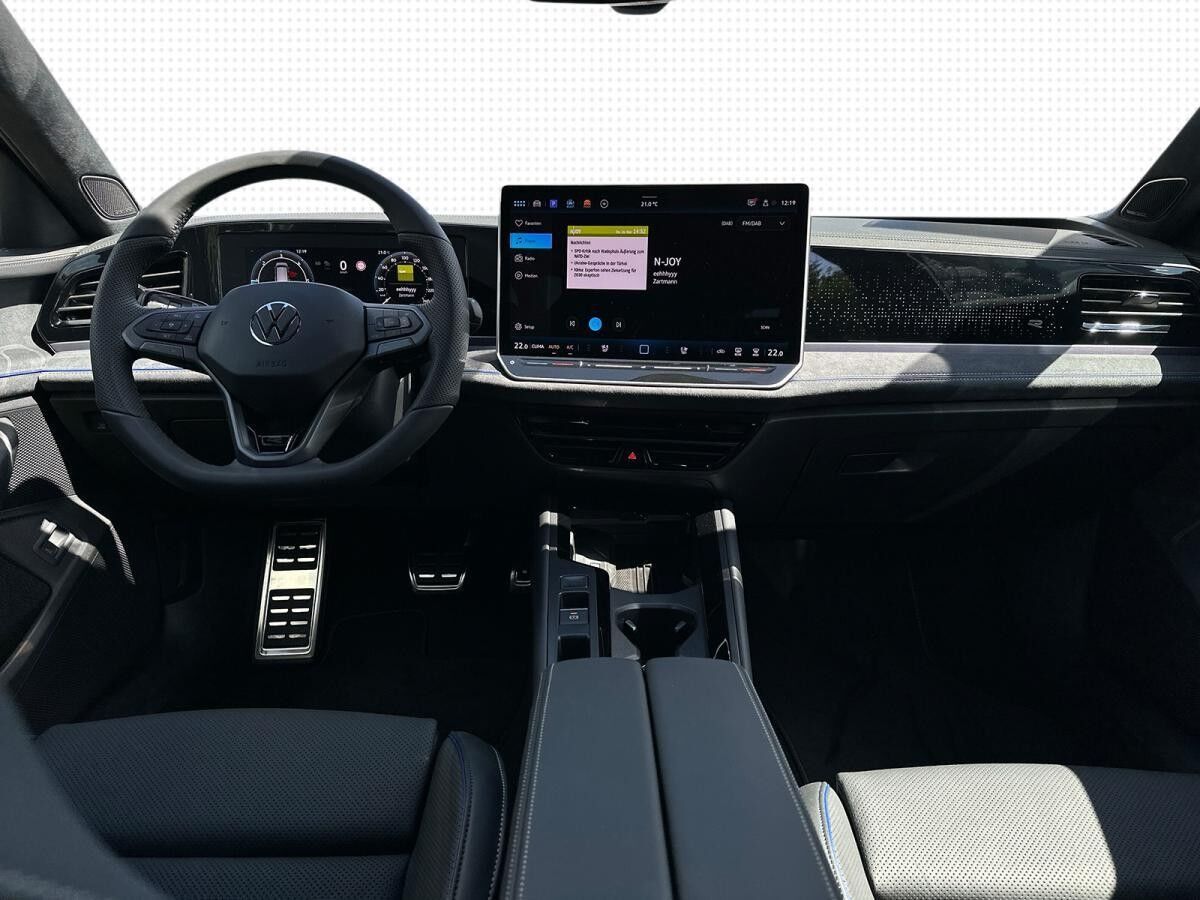 Volkswagen Passat R-Line 2,0 TDI SCR 4MOTION  HK IQ DRIVE AHK