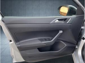 Volkswagen Taigo R-Line 1.0 TSI DSG AHK+ACC+Keyless+RearView