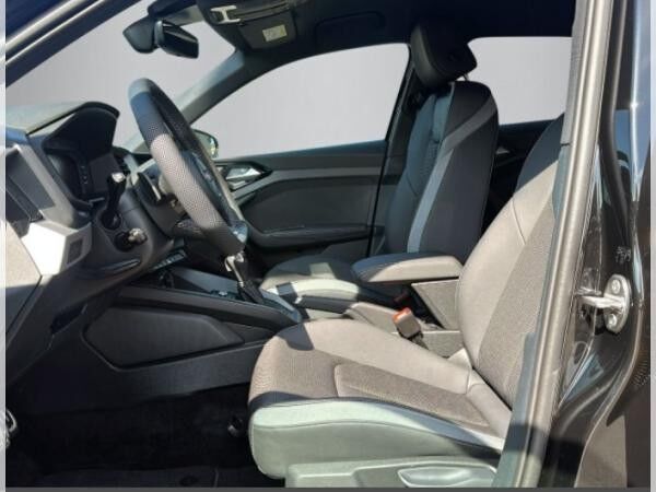 Audi A1 Sportback S line 30 TFSI S-tronic LED + KAMERA + INTERFACE + SHZ