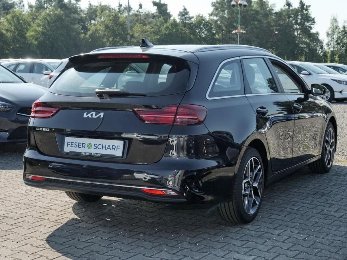 Kia Ceed SW Ceed Sportswagon 1.5T 48V DCT ULTIMATE STYLE JBL